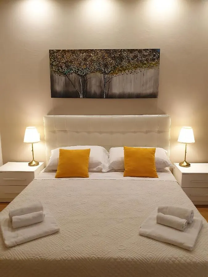 Bed and Breakfast Pink Wolf Florencia