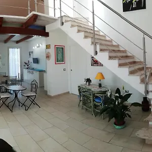 Da Zio Lino , SantʼAntìoco Italien