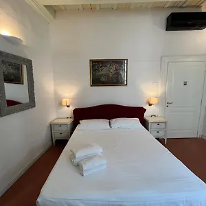 Residenza D'epoca Historia Luxury Boutique Florence