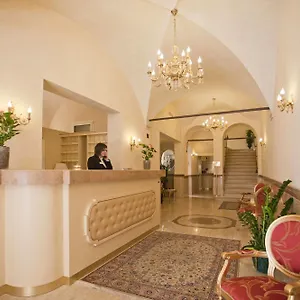 *** Hotel Cavour Itália