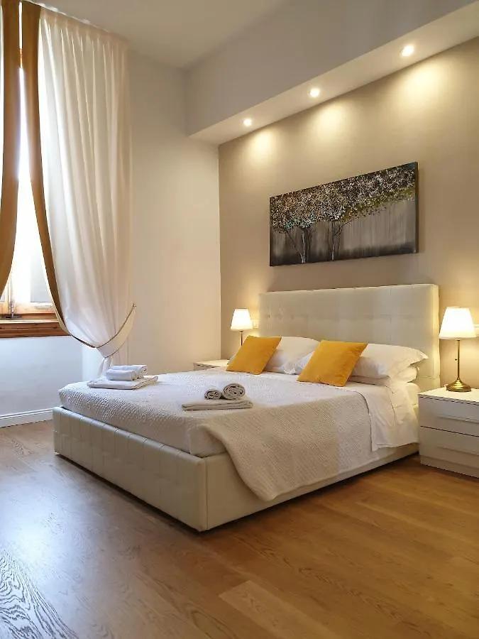Bed and Breakfast Pink Wolf Florencie